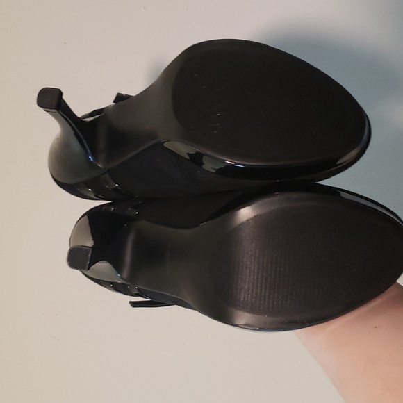 RARE FIND Riverdale Veronica Pearl Buckle Mary Jane Heels Hot Topic Exclusive 10 - Picture 2 of 5